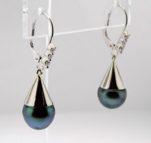 Tahitian Pearl/Diamond Earrings 14kw