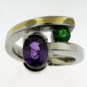 Oval purple Sapphire/ Tsavarite Garnet Ring 18kw/18ky