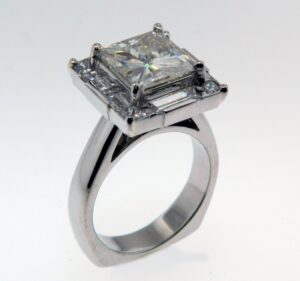 Baguette and Princess cut Diamond Ring 18kw 2